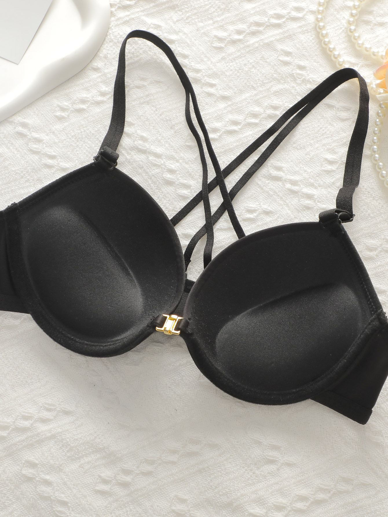 The Confidence Collection: Enchanting Front-Button Lingerie Set – Ignite Your Inner Confidence