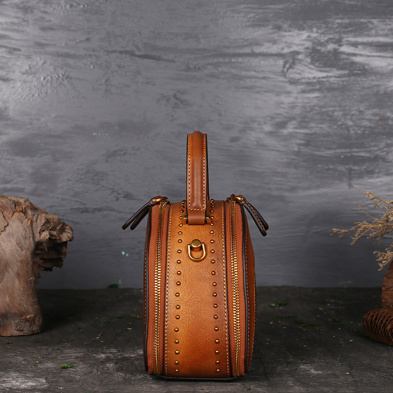 Talli-Up Simple Suede & Leather Satchel: Timeless Carry, Modern Versatility