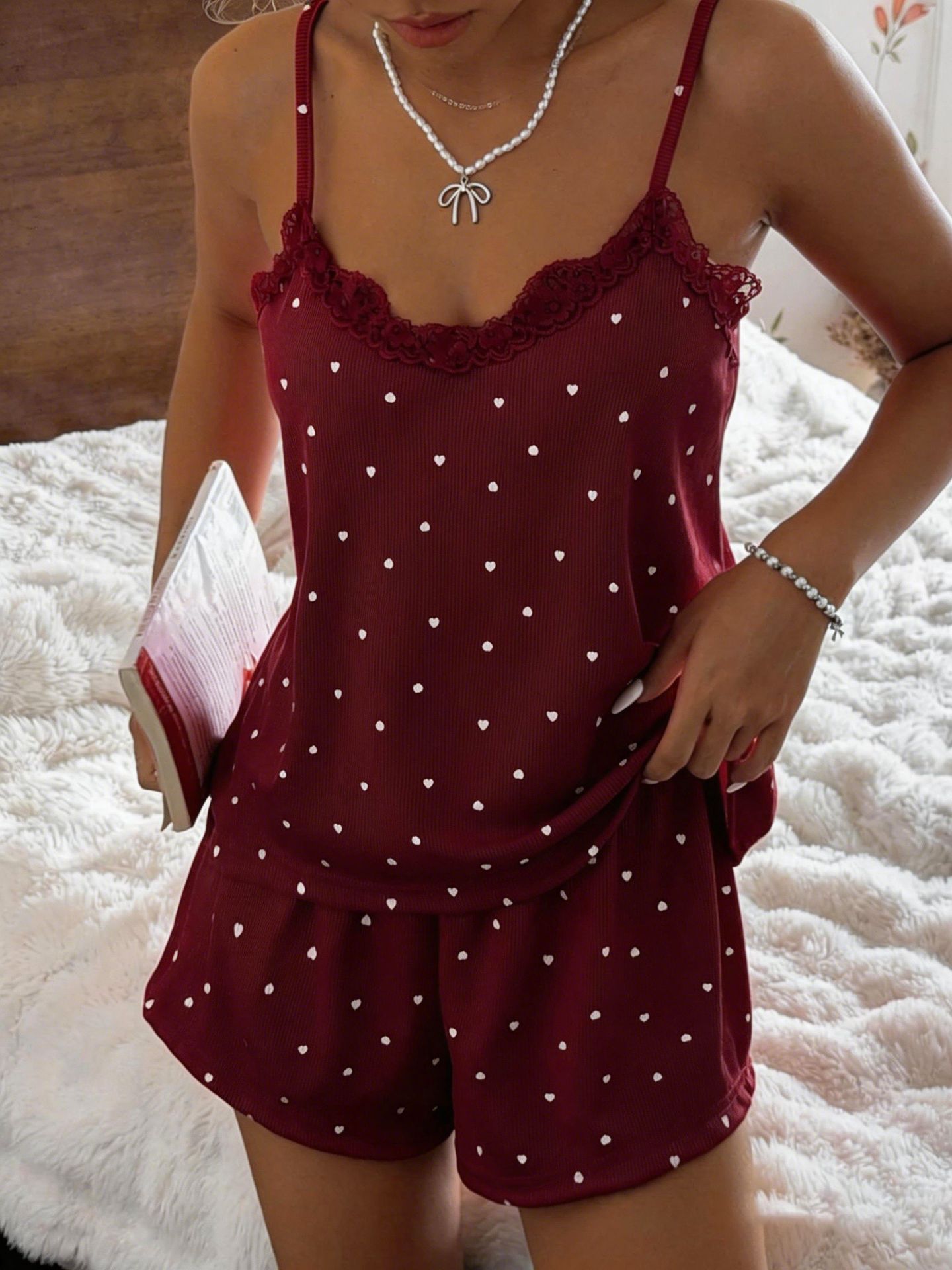 Effortless Chic: The Essential Suspender Vest & Shorts Loungewear Set for Elevated Comfort