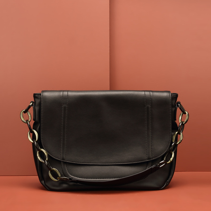 The Midnight Clutch: Luxe Black Leather Shoulder Bag