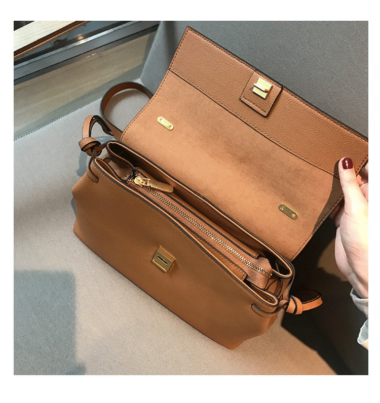 The Artisan's Carry: Luxe Cowhide Leather Tote for the Modern Muse - Image 9
