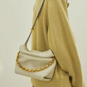 The Nexus: Folded Cowhide Chain Shoulder Bag | Talli-Up