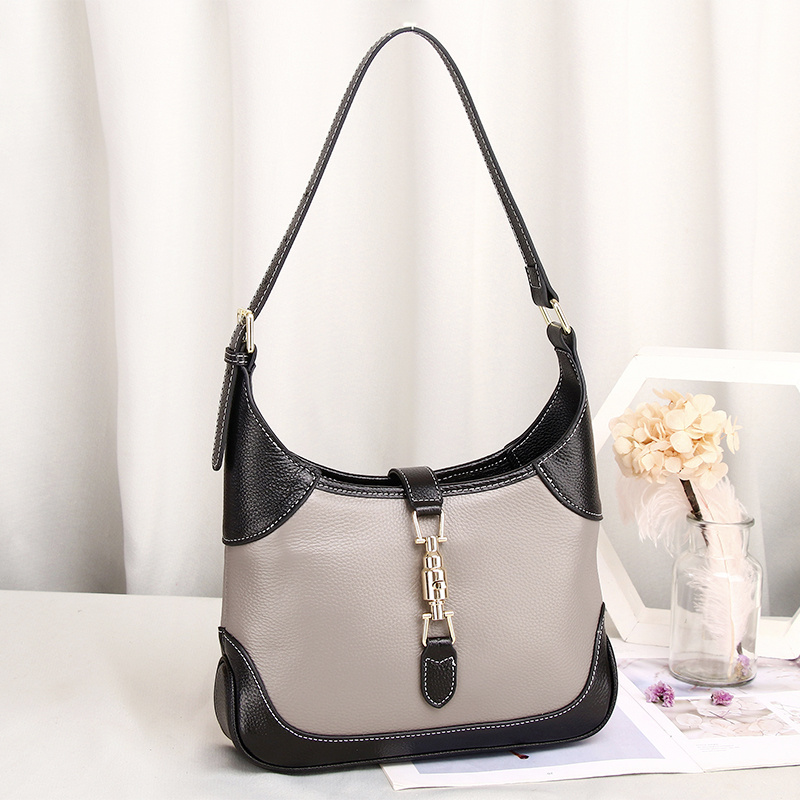 The Avenue: Your Everyday Icon - Image 6