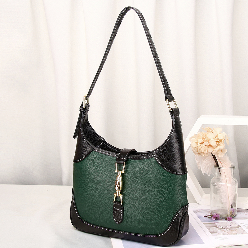 The Avenue: Your Everyday Icon - Image 5