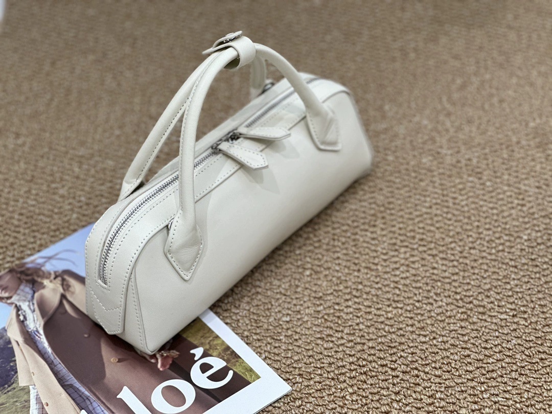 The 'Aura' Top-Grain Leather Vintage Bag: Your Next Iconic Handbag - Image 6