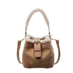 Chic Retro Plush Crossbody Bag: The Ultimate Versatile Shoulder Purse for the Modern Trendsetter