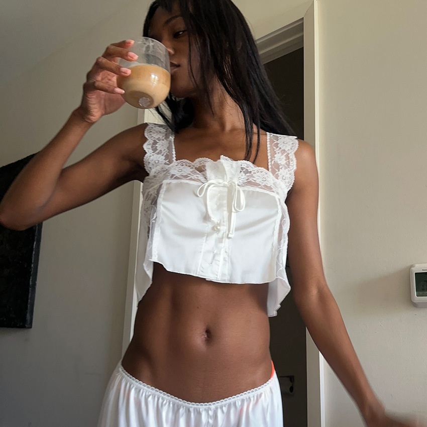 Effortless Chic: The Premium White Sleeveless Two-Piece Loungewear Set