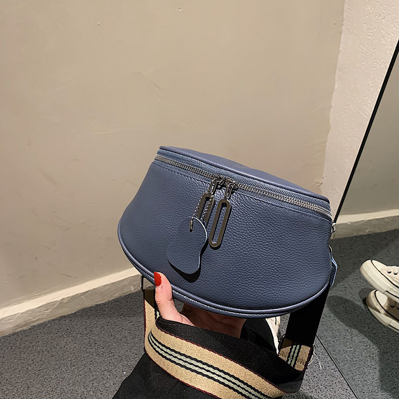 Chic Cowhide Crossbody: Your Essential Everyday Leather Companion - Image 9